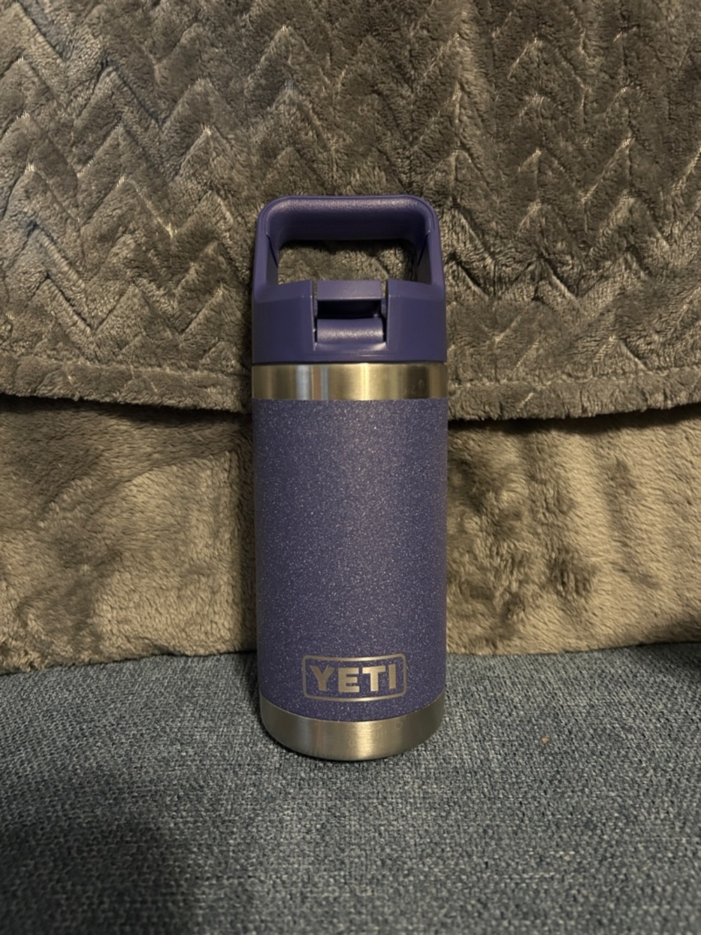 Yeti Rambler Jr. 12 oz Water Bottle, Moon Dust, Color Matching Straw Cap